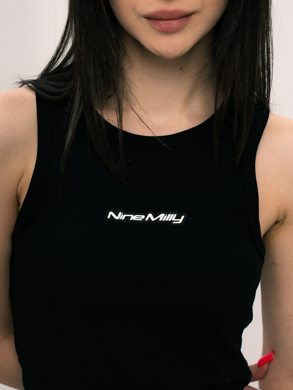CZARNY TANK TOP BASIC